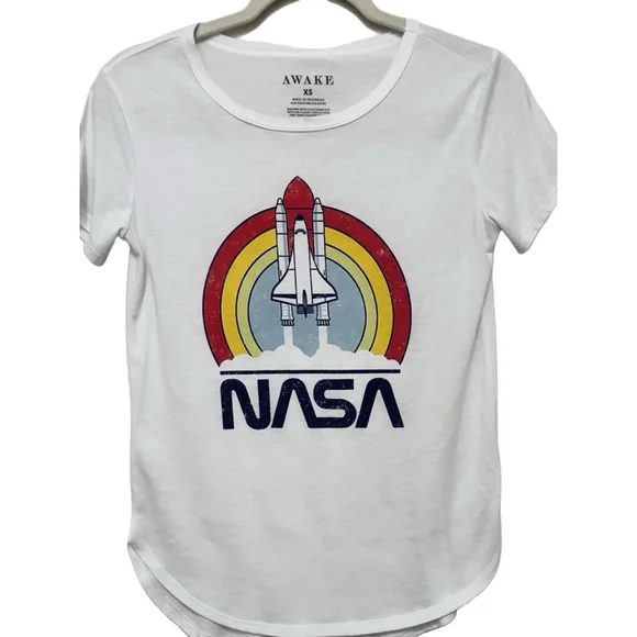 NEW NASA Space Shuttle Graphic Short Sleeve Tee (NWOT) - Picture 2 of 8